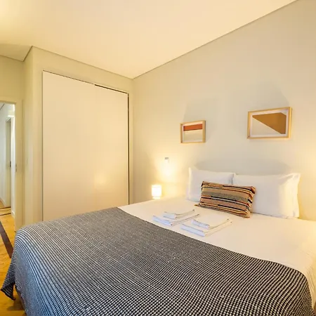 Casa Do Oficio Galerista بورتو