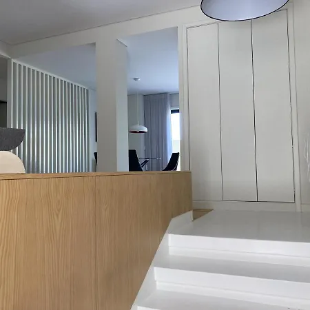 Casa Do Oficio Galerista * Порту