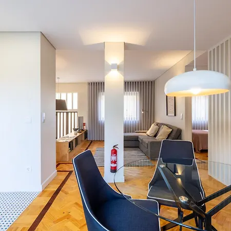 Casa Do Oficio Galerista Апартаменты Порту