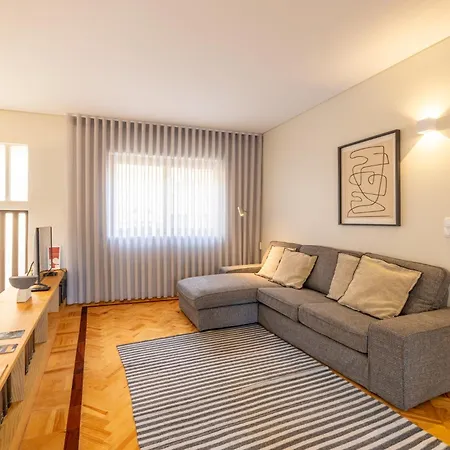 Casa Do Oficio Galerista Порту